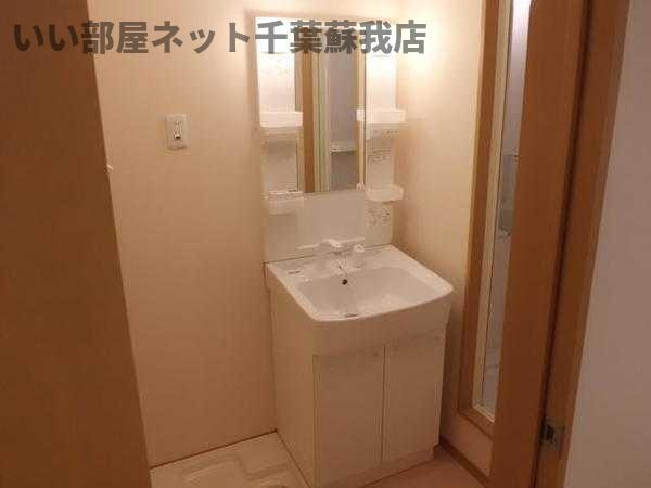 siro蘇我の洗面所|忙しい朝には欠かせない洗面所です