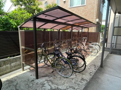 【駐車場】 | メゾンボヌール | 敷地内に自転車置き場があります(^^)/