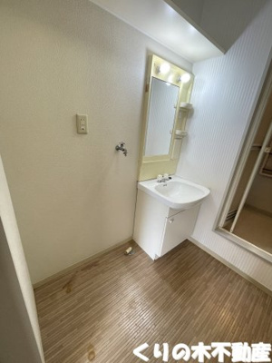 【独立洗面台】 | ハイマート白石 | 朝の支度にも助かる、独立の洗髪洗面化粧台