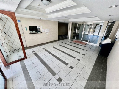 【エントランス】 | ライオンズマンション楽々園第3