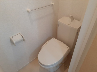 【トイレ】 | カーサ　フェリーチェ | 清潔感のあるトイレです