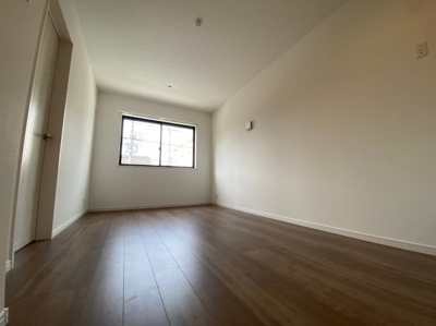 【居間・リビング】 | emipalace東久宝寺 | 居間です