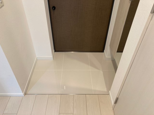 メイクス新栄｜名古屋市の賃貸ならMy賃貸の玄関|メイクス新栄
※反転タイプ