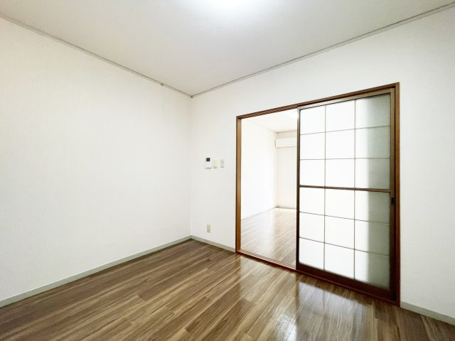 カサビエント新浜A棟の居間・リビング