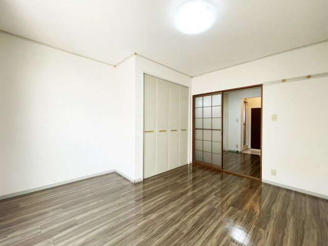 カサビエント新浜A棟の居間・リビング