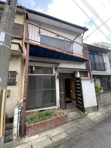【外観】 | 梅津林口町 一戸建 | 南向きにつき陽当たり良好です。