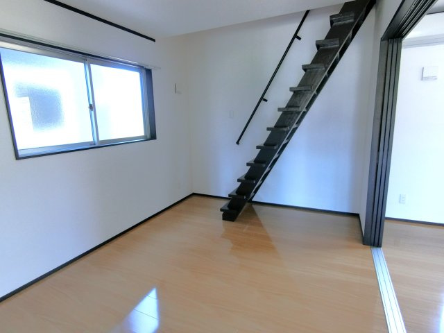 シャノワール12-7の洋室