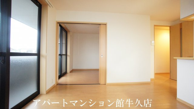 パサニアコートの居間・リビング|リビング