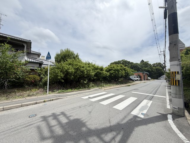 ◆敷地ＢＩＧな６８坪◆陽当たり良好の南向きの間口◆建築条件無し◆宇治市槇島町大町