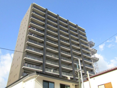 【外観】 | レーベン甲府中央　9階 | 外観は落ち着いています