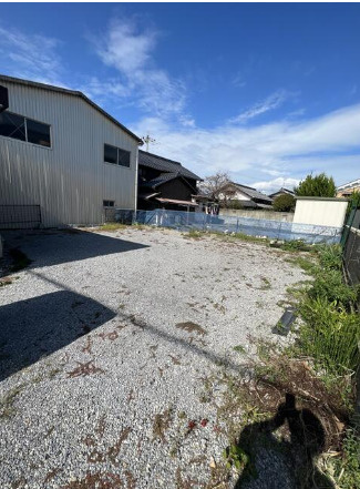 近江八幡市末広町の店舗事務所の庭