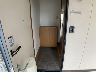 【玄関】 | ボイス中島