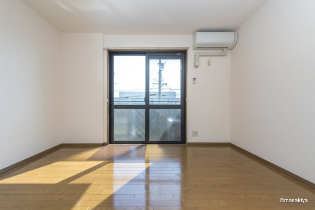 ハイカムール・城の居間・リビング