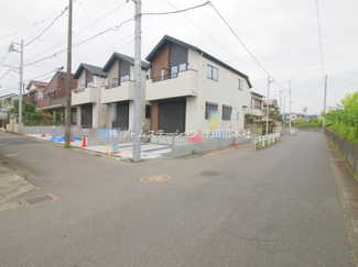 【前面道路含む現地写真】