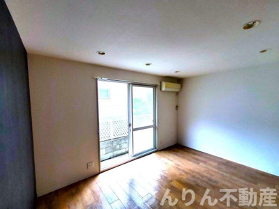 【居間・リビング】 | グリーンカーサ | こちらのリビングで趣味の時間をお楽しみください