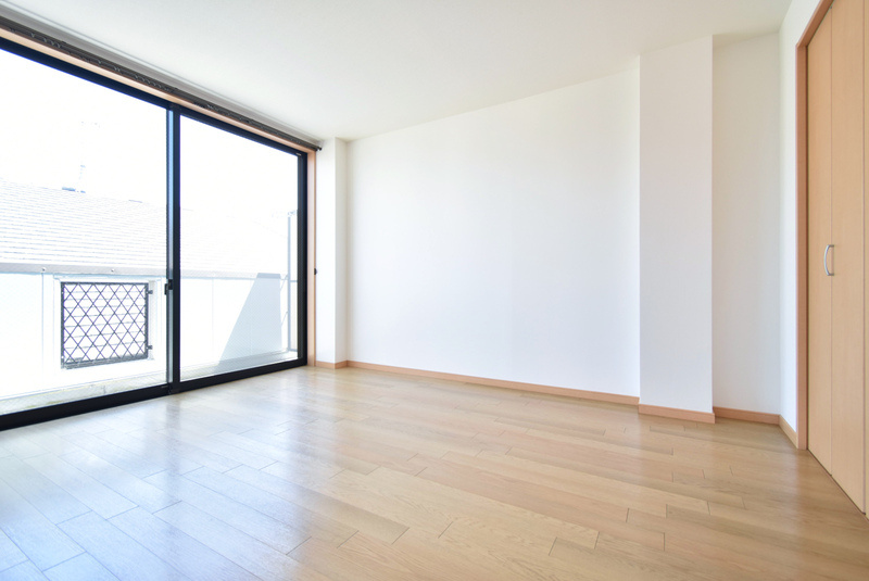 あきんどビルの居間・リビング
