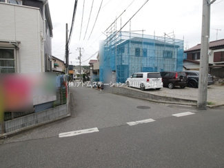 【前面道路含む現地写真】