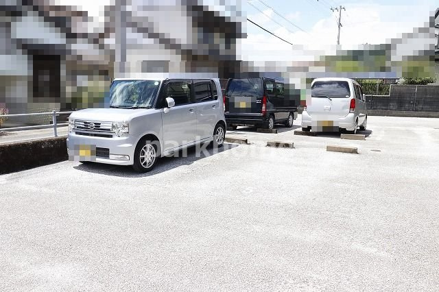 ハイツフルールの駐車場|駐車場です