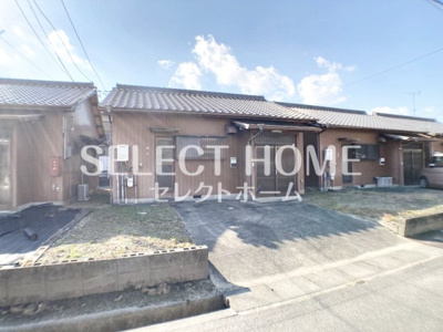 【エントランス】 | 畔柳裕子貸家 | 建物の内部です