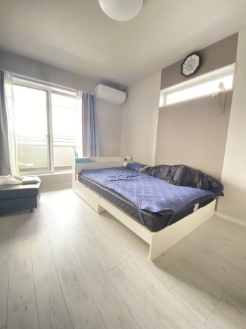 【洋室】 | 植木町平井 | ☆バルコニーに出られる洋室☆手入れが行き届いていますね☆