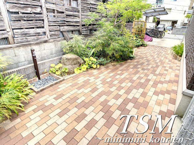 Ｍａｉｓｏｎ　つわぶきのエントランス