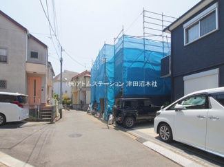 【前面道路含む現地写真】