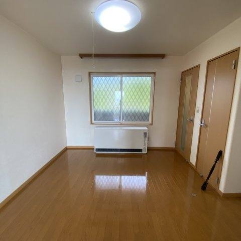 ハイツグリーンサイド絵鞆の居間・リビング