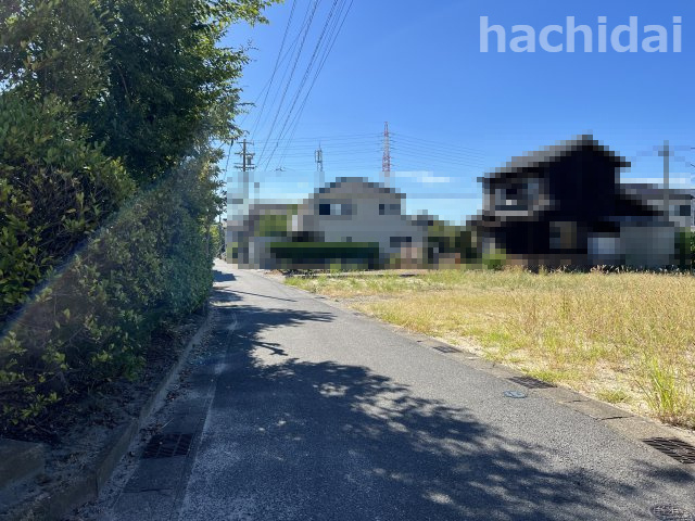 碧南市宮町22-1期　新築分譲　2号棟の前面道路含む現地写真|碧南市宮町22-1期新築戸建前面道路写真です。南側公道約3.81～3.84ｍ