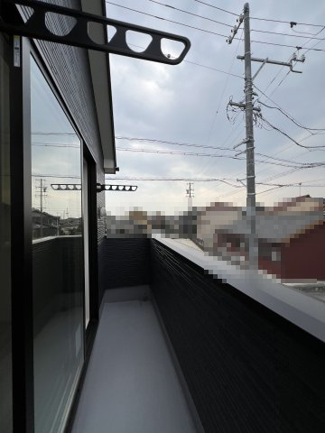 碧南市宮町22-1期　新築戸建　１号棟の前面道路含む現地写真|碧南市宮町22-1期新築戸建前面道路写真です。南側公道約3.6ｍ