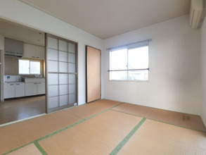 【寝室】