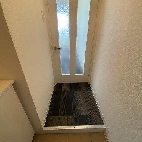 橋本ＨＧビルの玄関