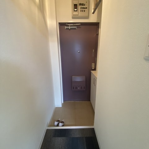 橋本ＨＧビルの玄関