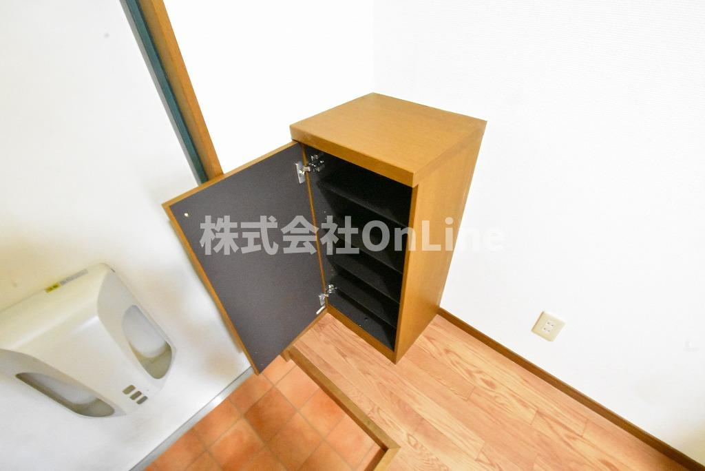 八尾市宮町１丁目の賃貸マンションの収納