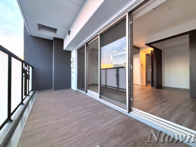 【バルコニー】 | エステムプラザ名古屋UX | バルコニーからの眺めを楽しみながら食事をしませんか