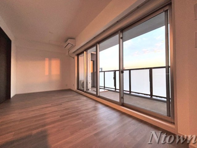 【居間・リビング】 | エステムプラザ名古屋UX | おしゃれなリビングです