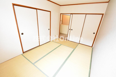 【寝室】 | プレジール鹿野