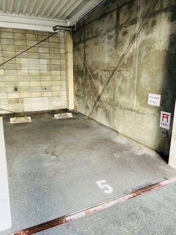 仲介手数料0円！！栄マンションS棟の駐車場