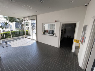 【エントランス】