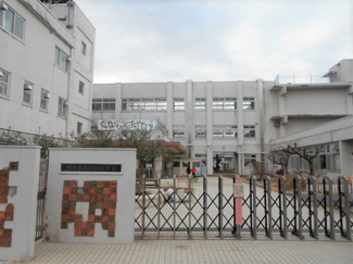 国分寺市立第八小学校まで800ｍ