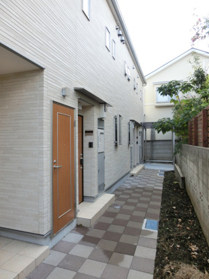 ★バス・トイレ別　ロフト付きワンルーム★