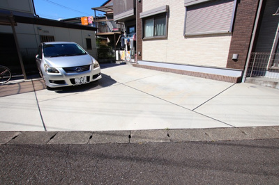 敷地内駐車場(空き要確認)