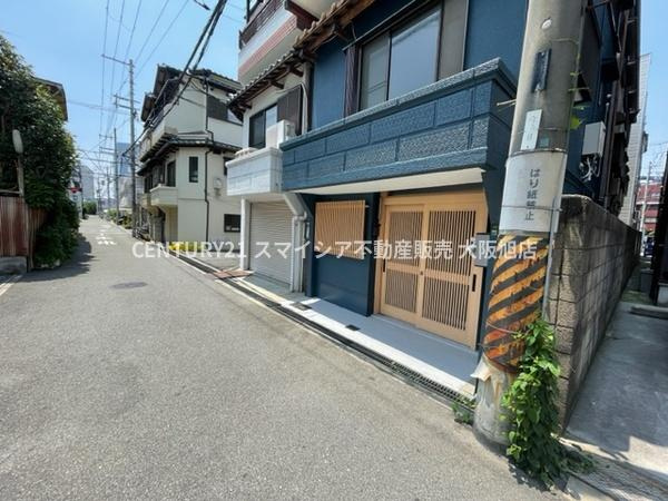 【前面道路含む現地写真】 | 城東区鴫野西2丁目　収益中古戸建