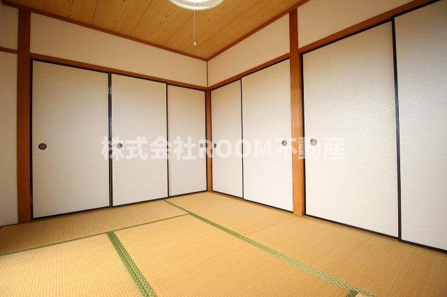 ハイツ新島の和室|和室、ちょっとしたくつろぎスペースにいかがでしょうか