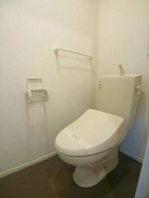 【トイレ】 | ウェルサイド　しんじ　Ａ | 落ち着いたトイレです
