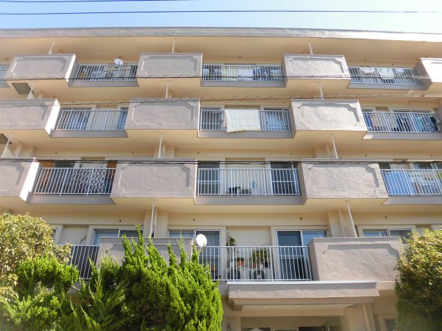 逗子市久木「逗子ローズプラザマンション」5F部分の外観|外観