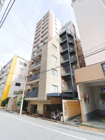 ライオンズマンション新宿一丁目の外観