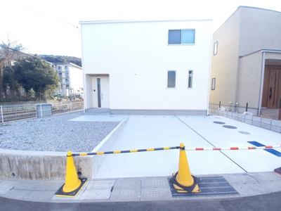 【その他】 | 新築住宅　高知市神田② | 駐車スペース。