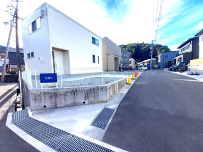 【前面道路含む現地写真】 | 新築住宅　高知市神田②