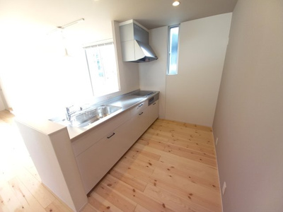 【キッチン】 | 新築住宅　高知市神田② | 使い勝手のよいシステムキッチン。