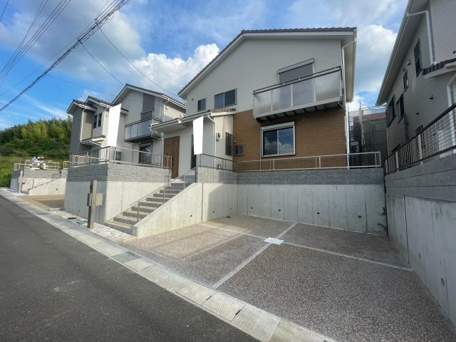 全８５区画大型分譲地★全居室６帖以上の４ＳＬＤＫ★駐車２台可能★木津川市州見台６丁目２期の駐車場|駐車場